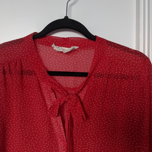 Red bow collar blouse - Picture 3 of 6